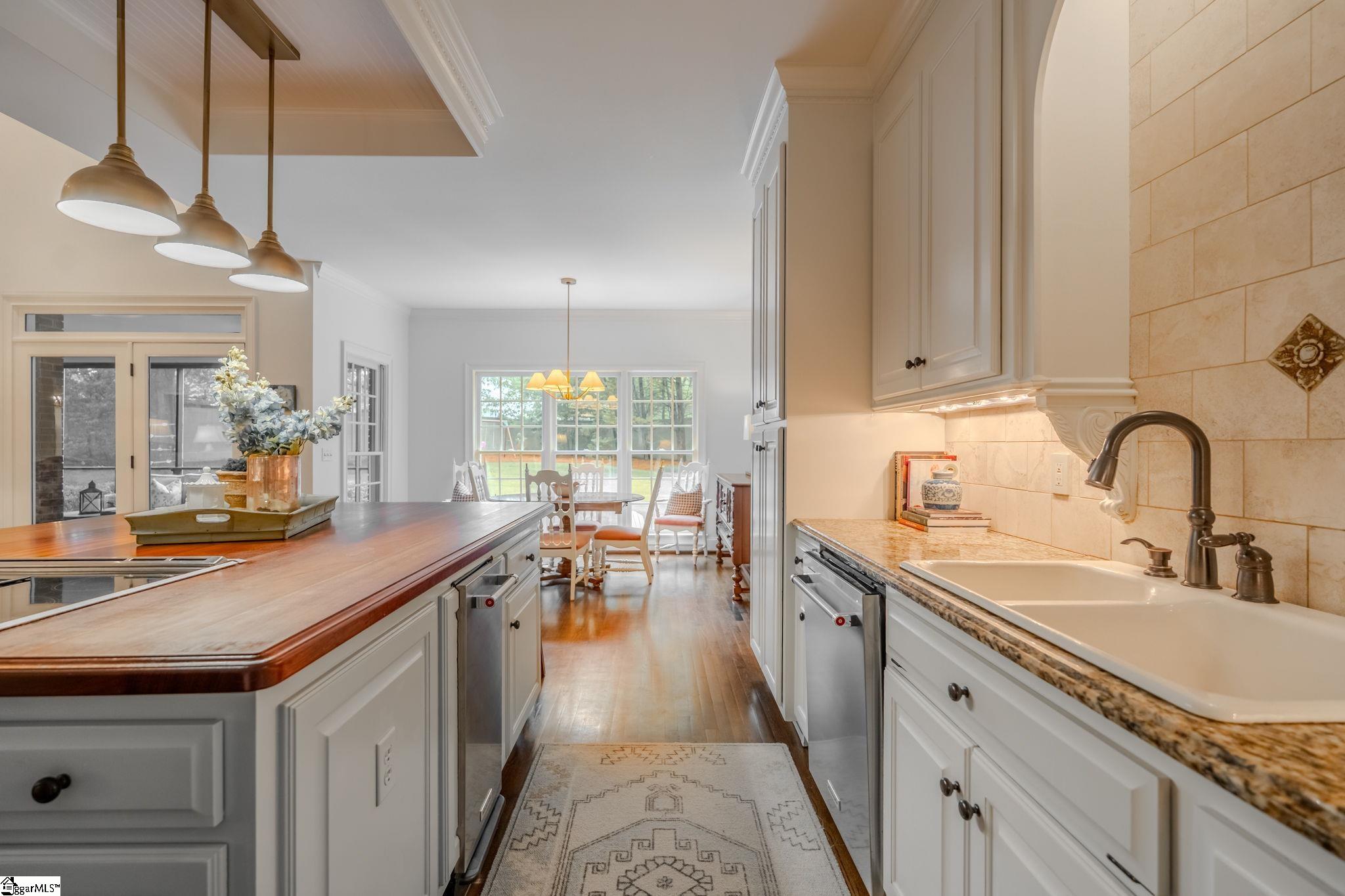 6 Chipping Court Greenville, SC 29607 - Photo 11 of 50