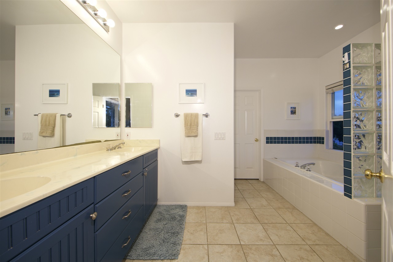 153 Avocado Street Encinitas, CA 92024 - Photo 13 of 20