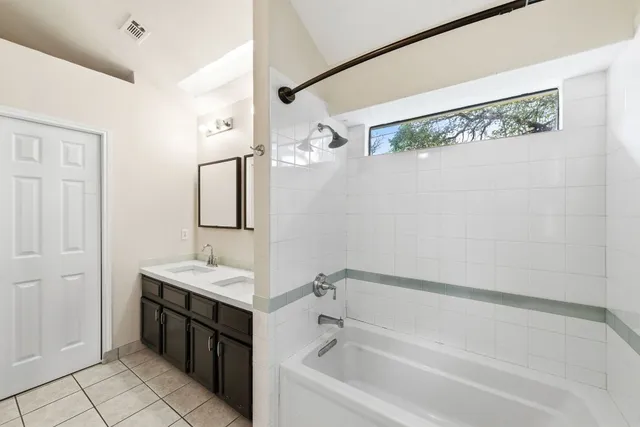 $2,400 | 11931 Bittern Hollow, Austin, TX 78758