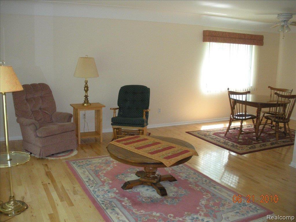 239 Heights Road Lake Orion, MI 48362 - Photo 10 of 21 JACK 010.jpg