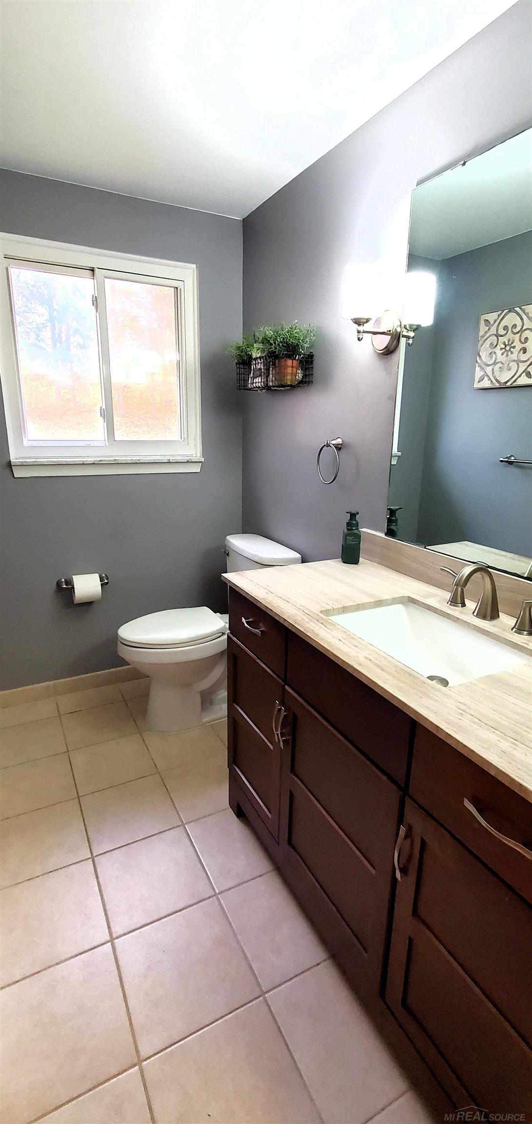 411 Broadleaf Drive Rochester, MI 48306 - Photo 41 of 73