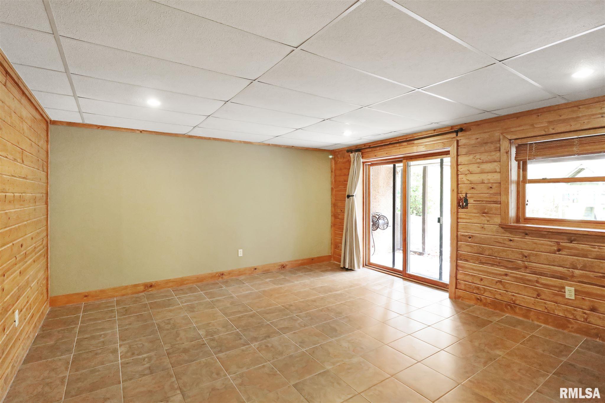23369 Farmdale Road Washington, IL 61571 - Photo 31 of 50 Gallery Image 31
