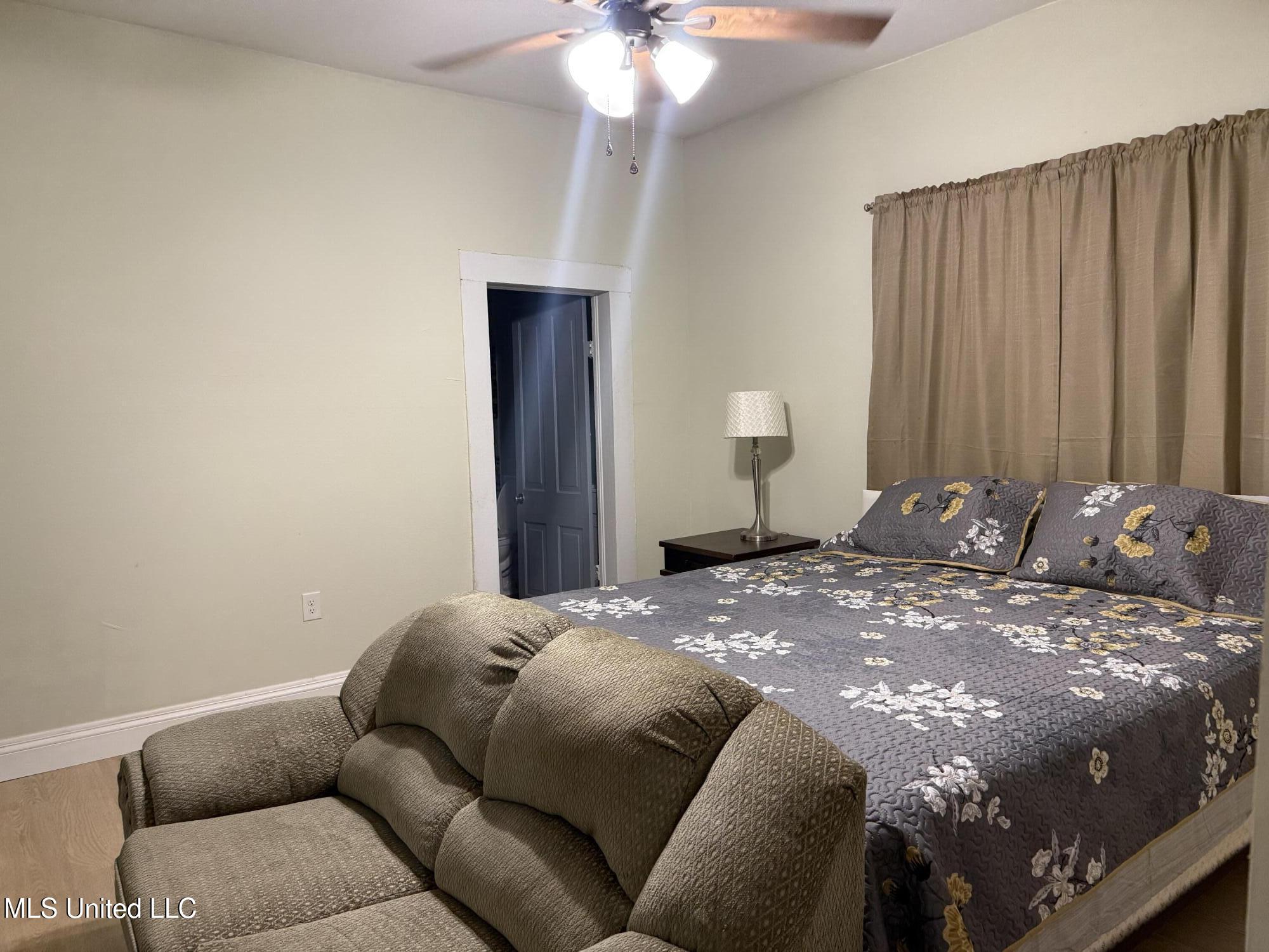 4301 Palmetto Street Moss Point, MS 39563 - Photo 13 of 29 IMG_0218