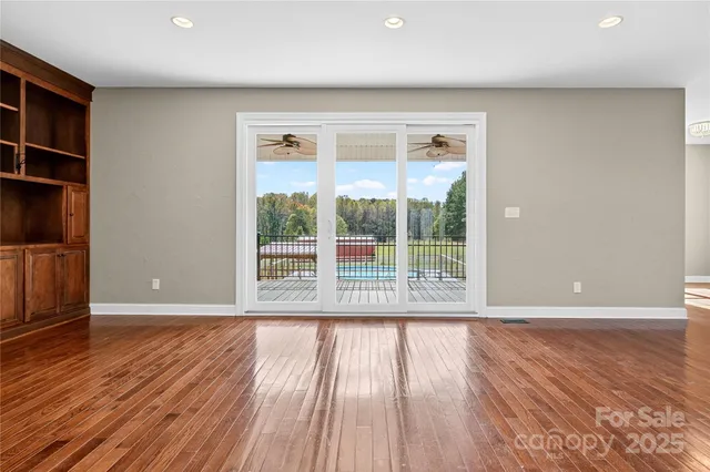 $899,999 | 3987 W Highway, Lincolnton, NC 28092