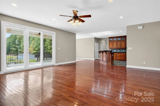 $899,999 | 3987 W Highway, Lincolnton, NC 28092