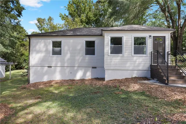 front view of house with a yard