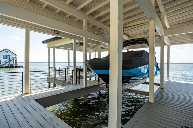 a view of a terrace with seating space