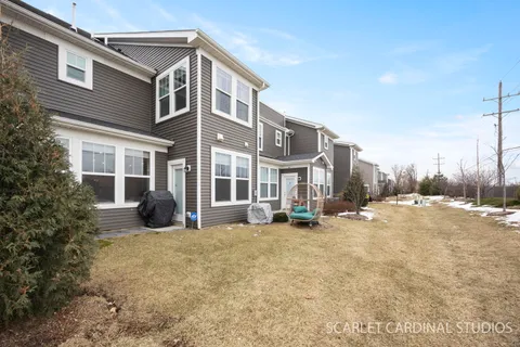 $500,000 | 487 Watercress Drive, Aurora, IL 60504