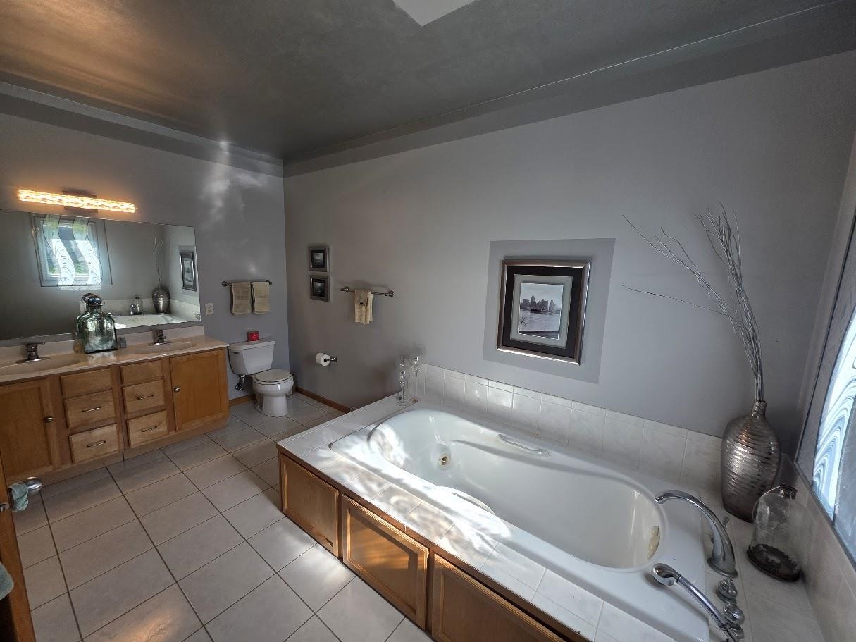 125 Meadow Ridge Lane Madison, WI 53704 - Photo 15 of 47