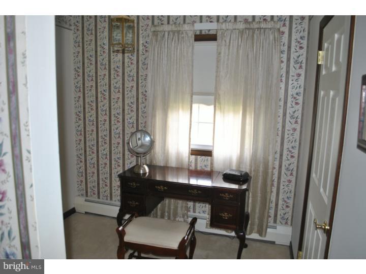 41 Pheasant Road Doylestown, PA 18901 - Photo 11 of 16 Master Bedroom