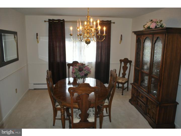 41 Pheasant Road Doylestown, PA 18901 - Photo 8 of 16 Dining Room