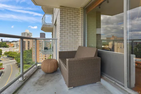 $365,000 | 3333 Henry Hudson Parkway, Unit 12M | Riverdale