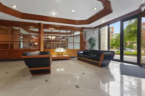 $365,000 | 3333 Henry Hudson Parkway, Unit 12M | Riverdale