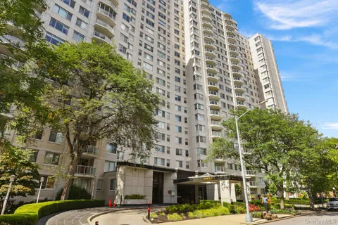 $365,000 | 3333 Henry Hudson Parkway, Unit 12M | Riverdale