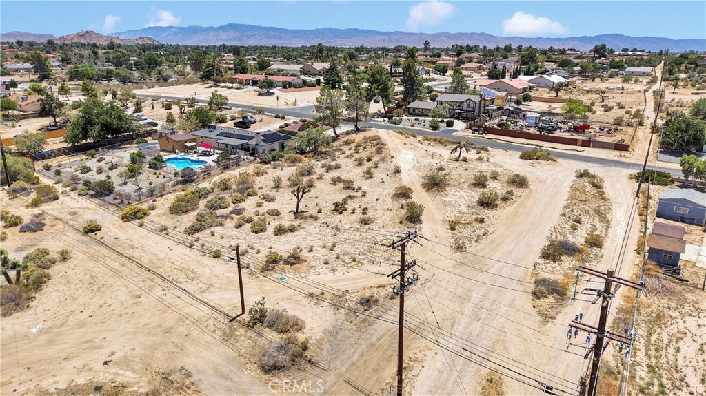 18924 Symeron Road Apple Valley, CA 92307 - Photo 9 of 13