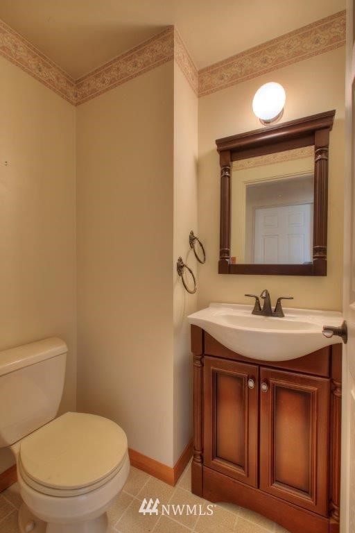 19228 106th Avenue Southeast Renton, WA 98055 - Photo 14 of 18 Gallery Image 14