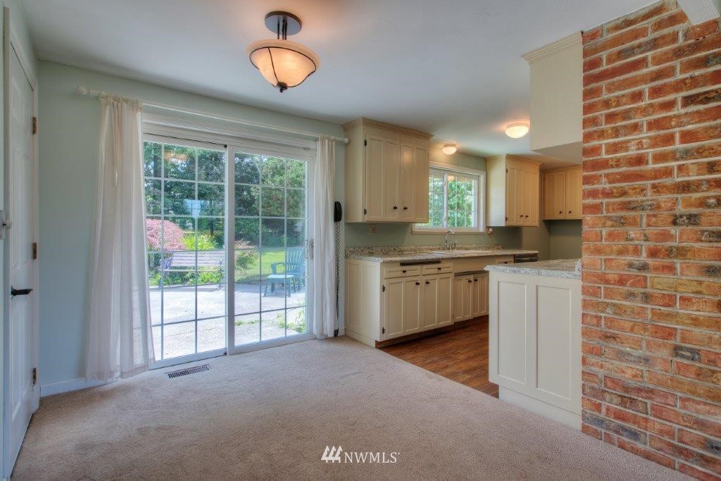 19228 106th Avenue Southeast Renton, WA 98055 - Photo 7 of 18 Gallery Image 7