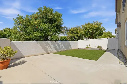 $975,000 | 12001 Jackson Square Court, Hawthorne, CA 90250