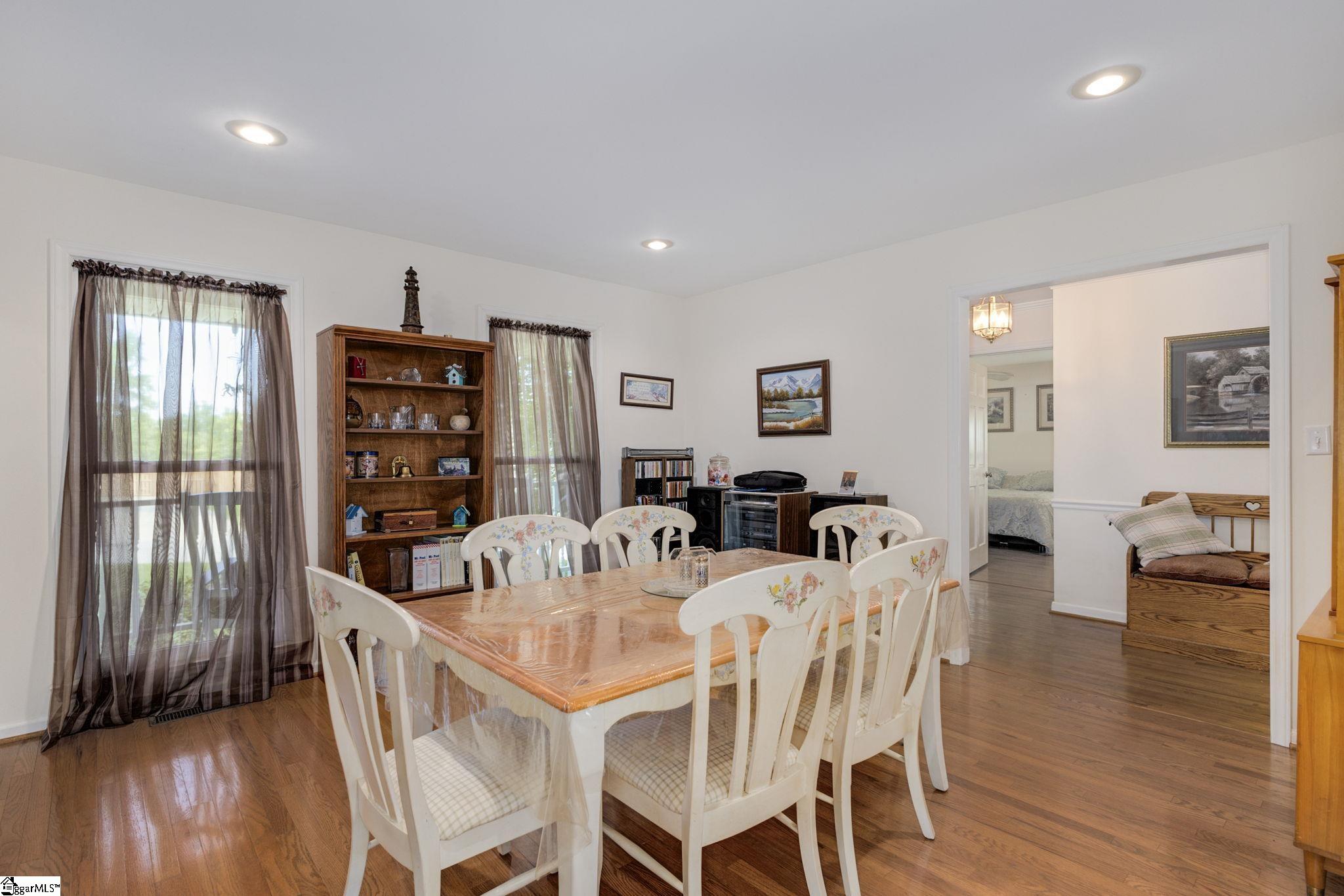 103 Colony Road Travelers Rest, SC 29690 - Photo 12 of 36 Gallery Image 12