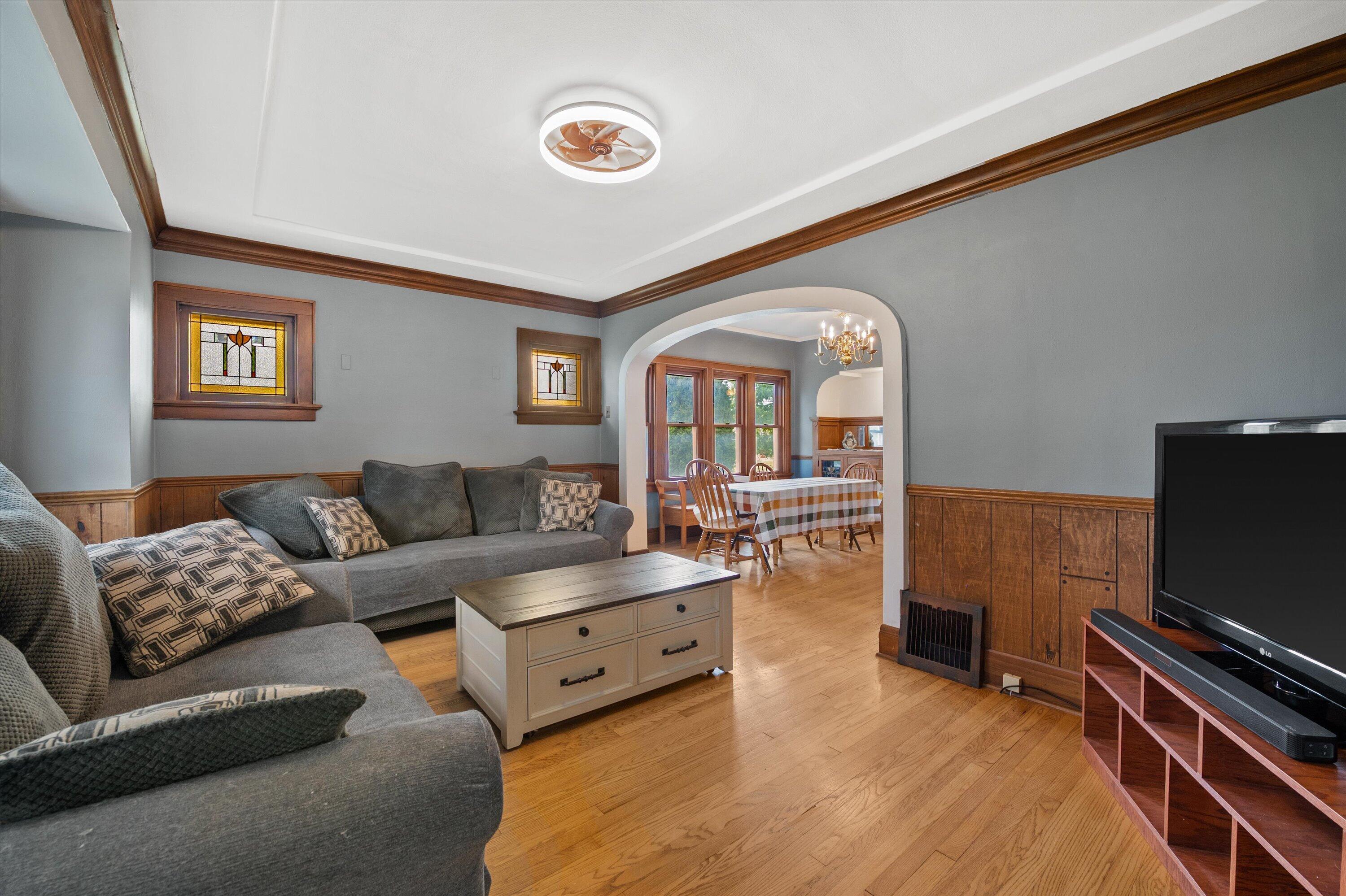 333 West Bender Road Glendale, WI 53217 - Photo 3 of 31 Hardwood Floors
