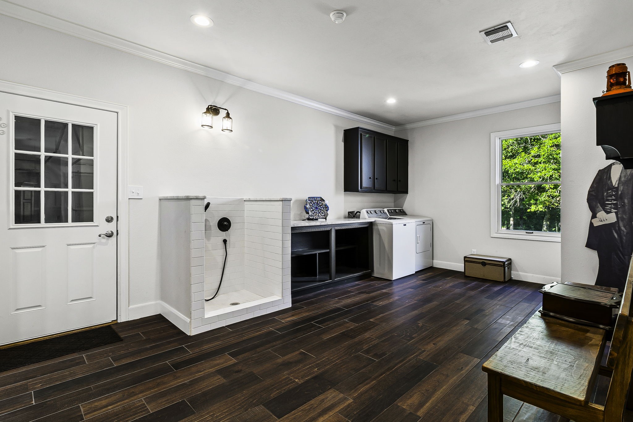 1387 Barrett's Landing Road Trinity, TX 75862 - Photo 17 of 50 a living room with a flat screen tv and a fireplace
