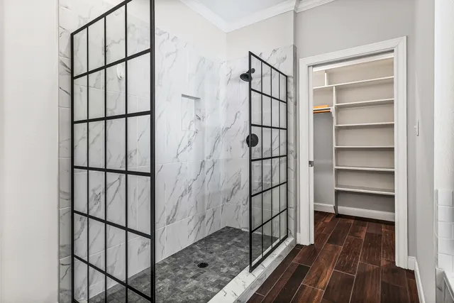 a view of a bathroom