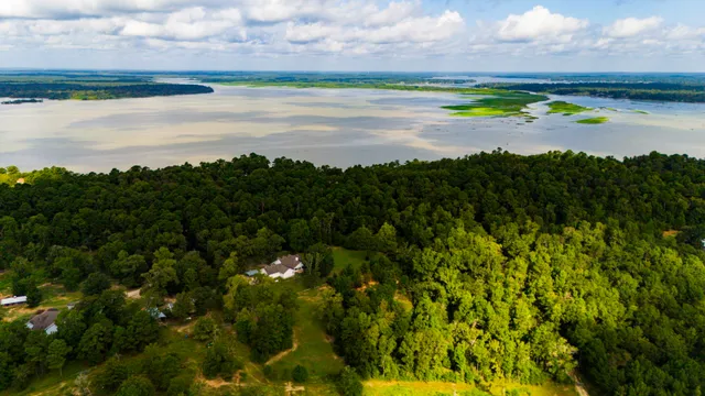 a view of a lake and outdoor space