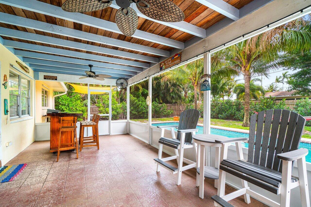 5136 Laird Lane Jupiter, FL 33458 - Photo 22 of 45 028-5136LairdLane-Jupiter-FL-33458-SMALL