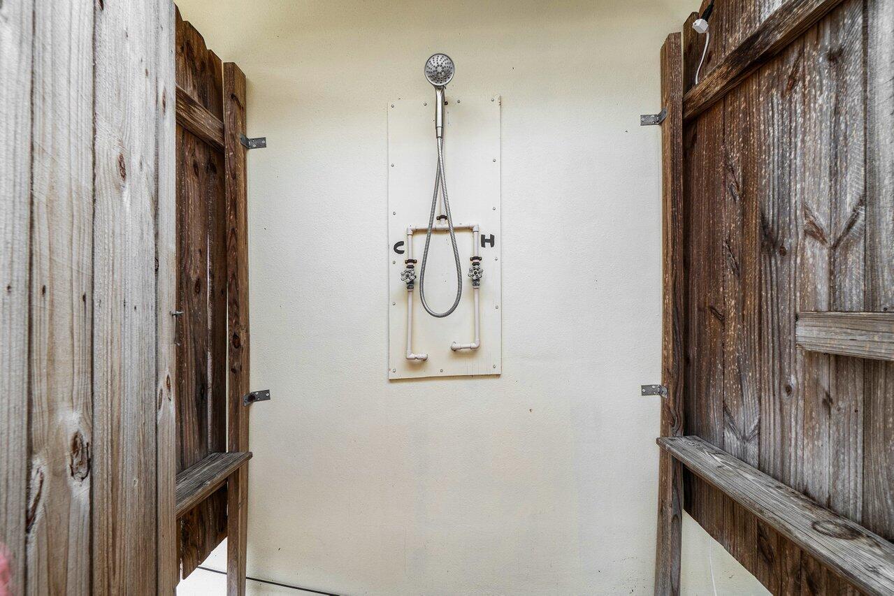 5136 Laird Lane Jupiter, FL 33458 - Photo 31 of 45 038-5136LairdLane-Jupiter-FL-33458-SMALL