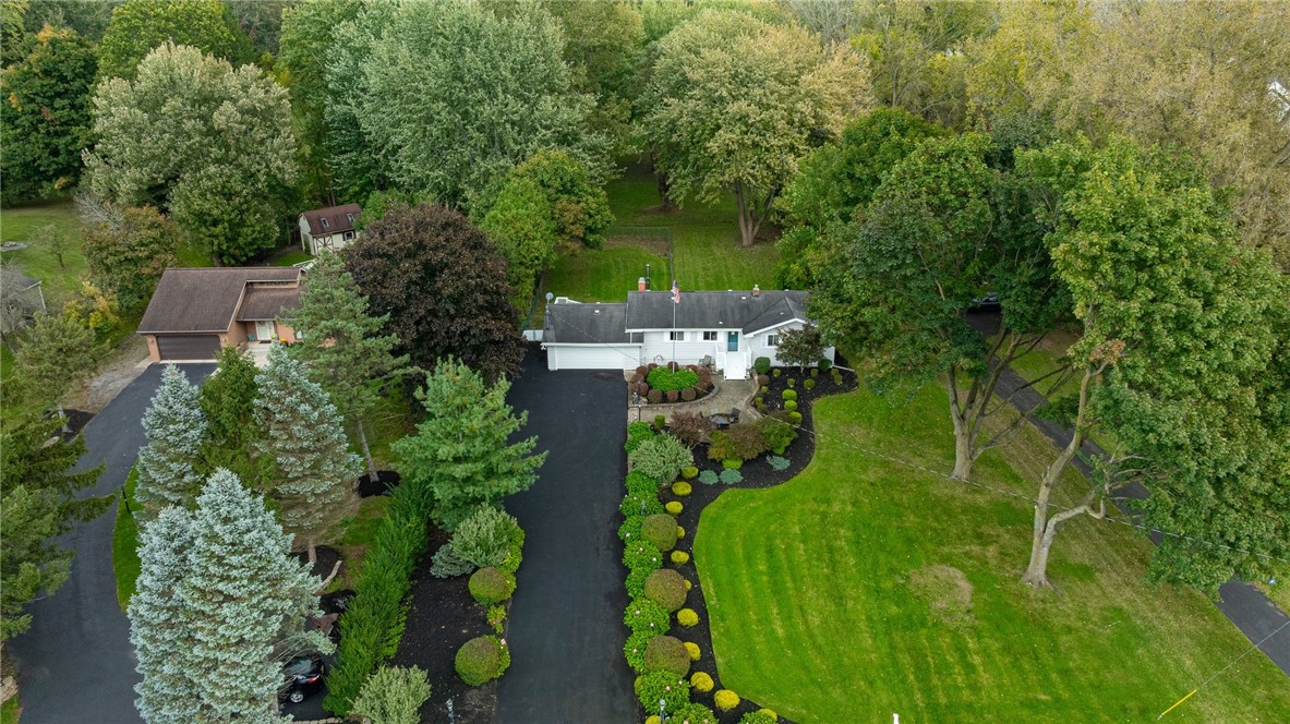 4530 Nine Mile Point Road Perinton, NY 14450 - Photo 2 of 34