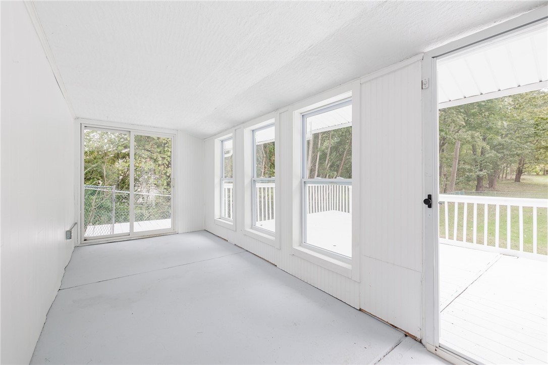 4530 Nine Mile Point Road Perinton, NY 14450 - Photo 30 of 34