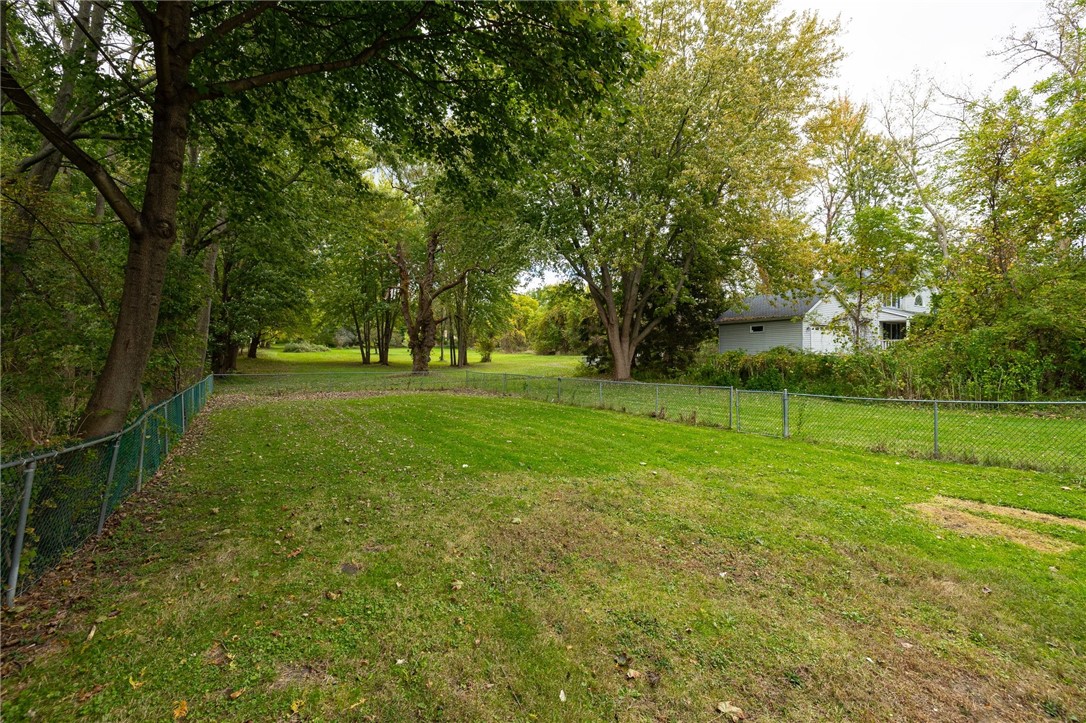 4530 Nine Mile Point Road Perinton, NY 14450 - Photo 33 of 34