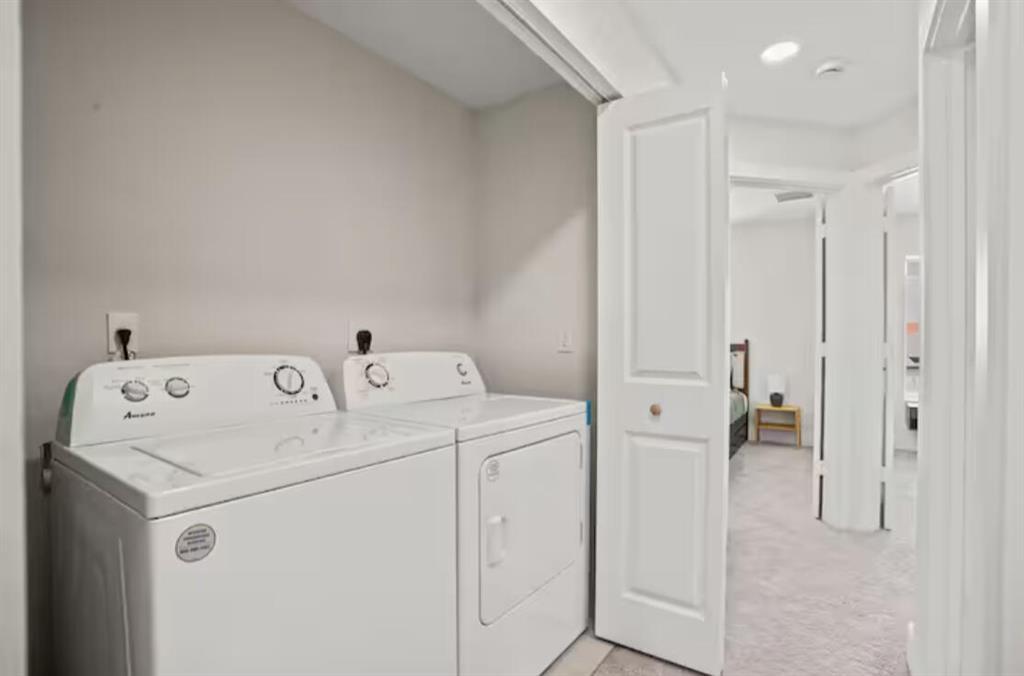 1547 West 26th Court, Unit 2 Riviera Beach, FL 33404 - Photo 18 of 18 laundry room