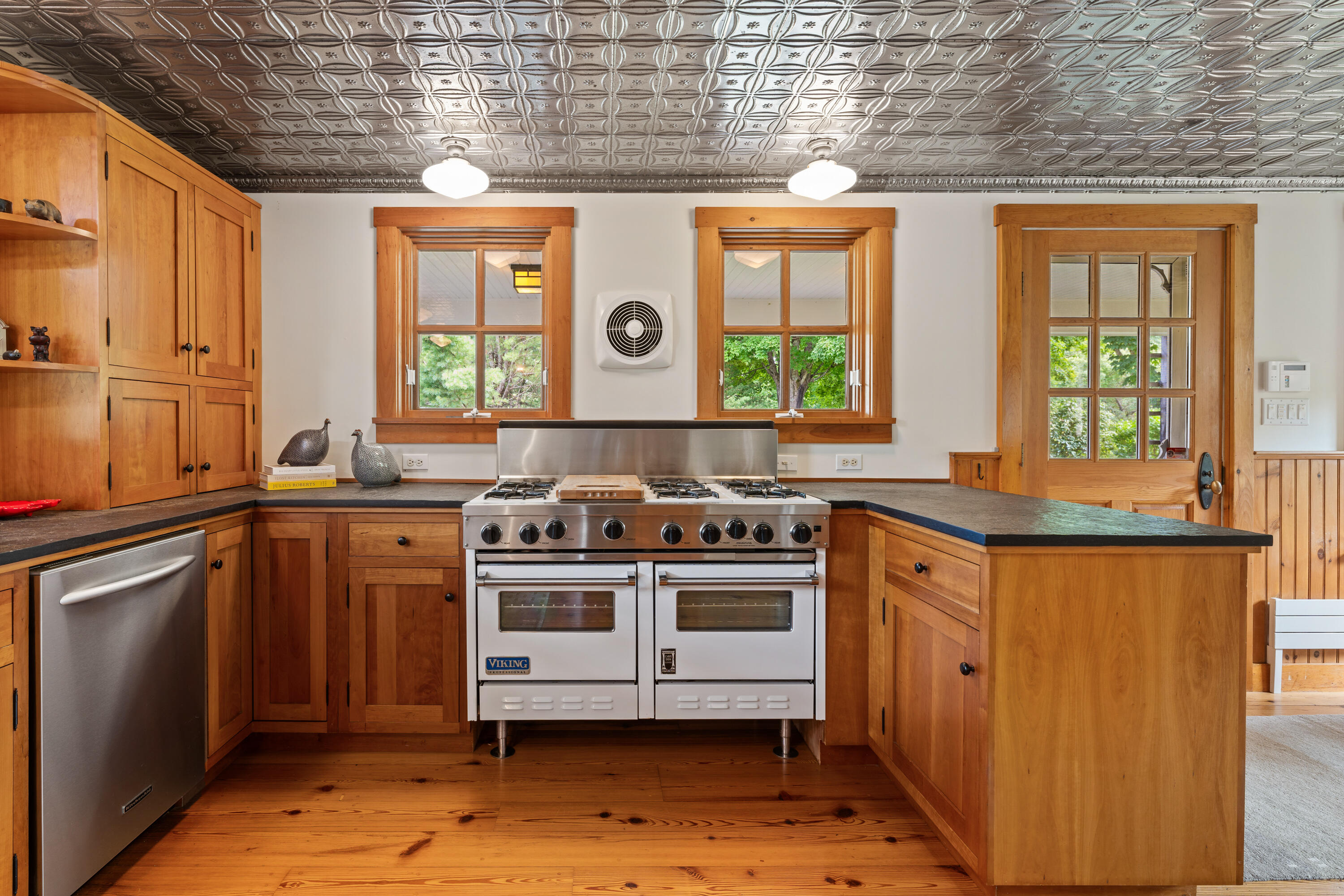 123 Ogunquit Road Cape Neddick, ME 03902 - Photo 15 of 47 14
