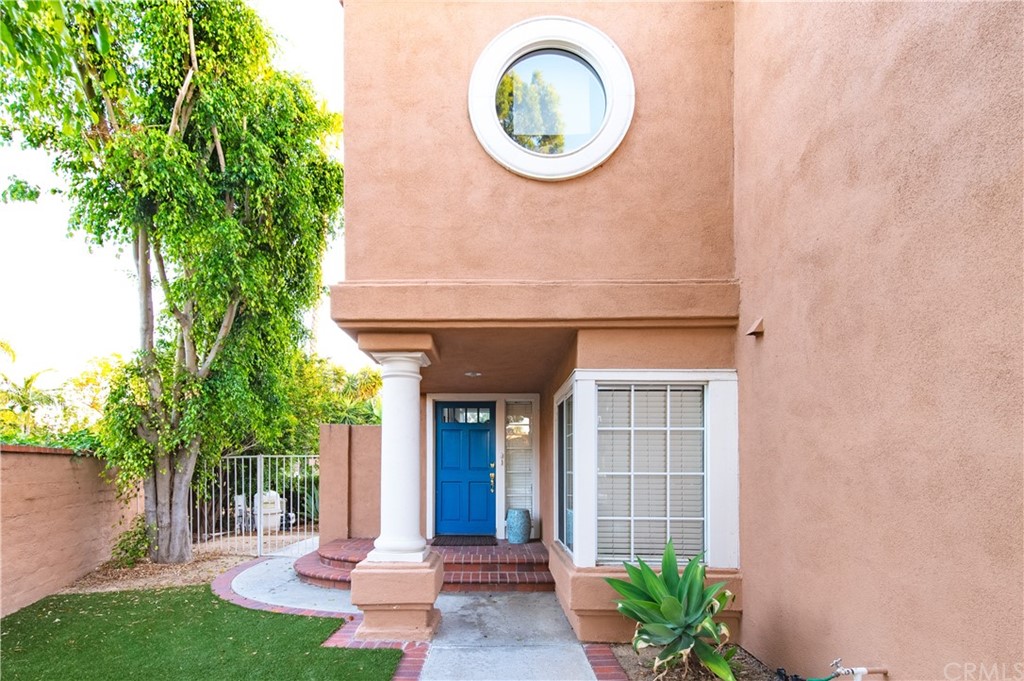 2132 Burnt Mill Road Tustin, CA 92782 - Photo 21 of 21 a front view of a house with garden