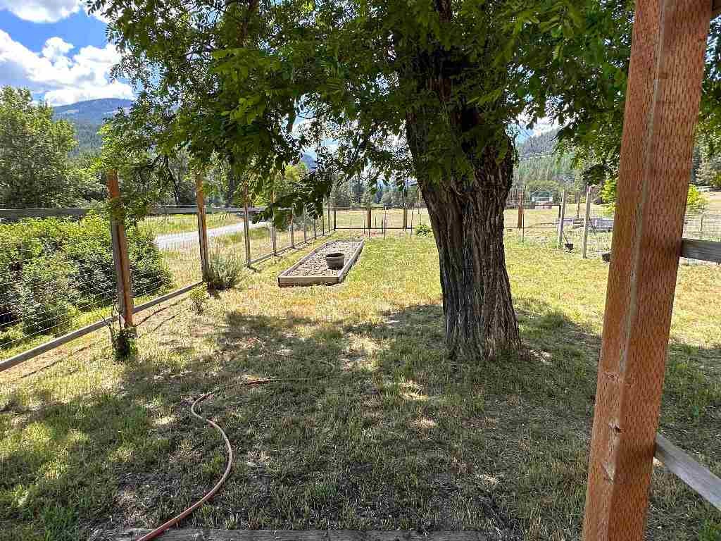 9317 Scott River Road Fort Jones, CA 96032 - Photo 10 of 47 Gallery Image 10