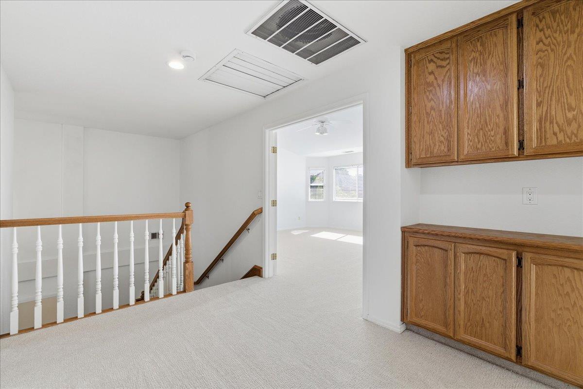 1102 Creek Ridge Court Roseville, CA 95747 - Photo 23 of 49