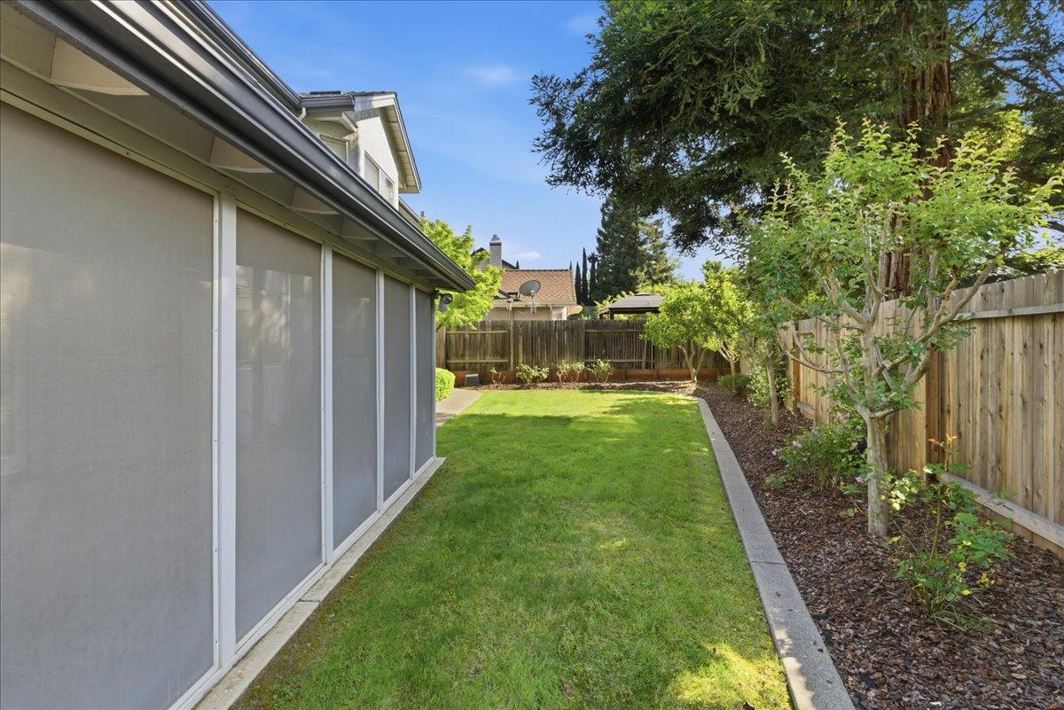 1102 Creek Ridge Court Roseville, CA 95747 - Photo 47 of 49