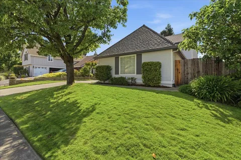 $675,000 | 1102 Creek Ridge Court, Roseville, CA 95747