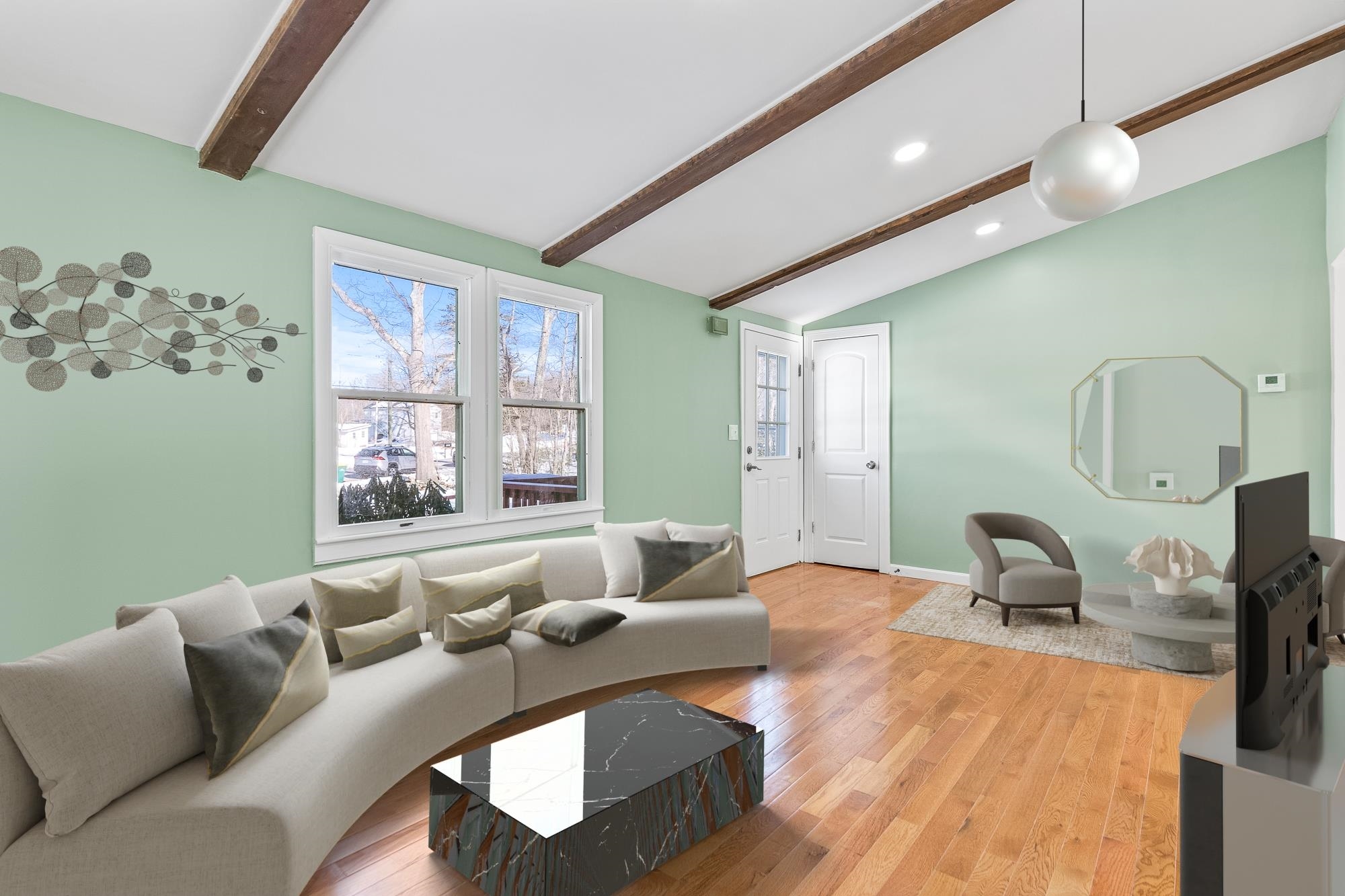 102 England Road Rochester, NH 03867 - Photo 7 of 38