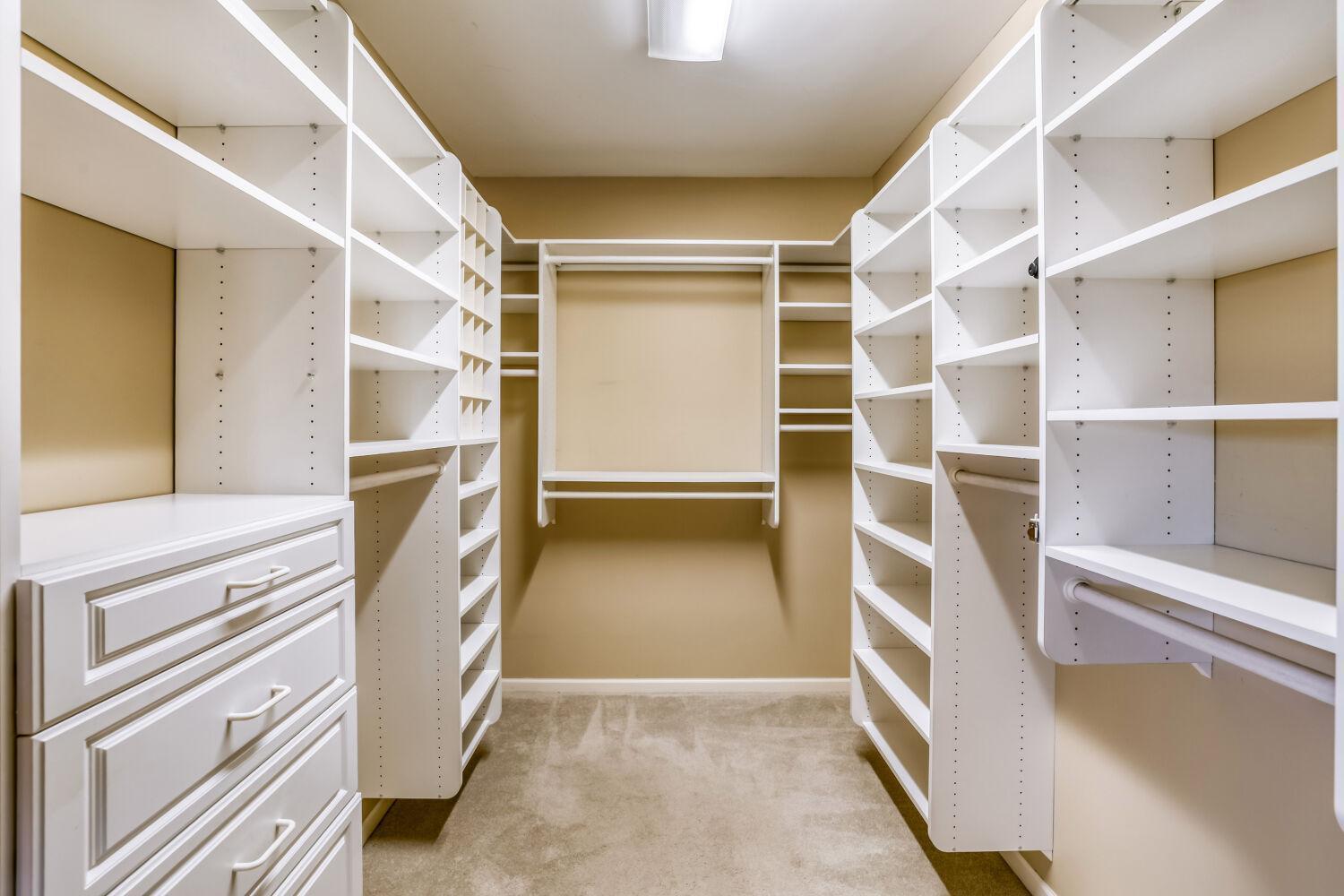 228 Ridgewood Avenue Minneapolis, MN 55403 - Photo 18 of 27