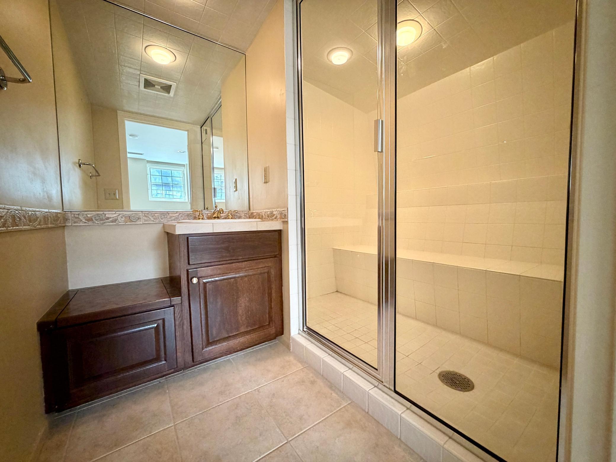 228 Ridgewood Avenue Minneapolis, MN 55403 - Photo 24 of 27