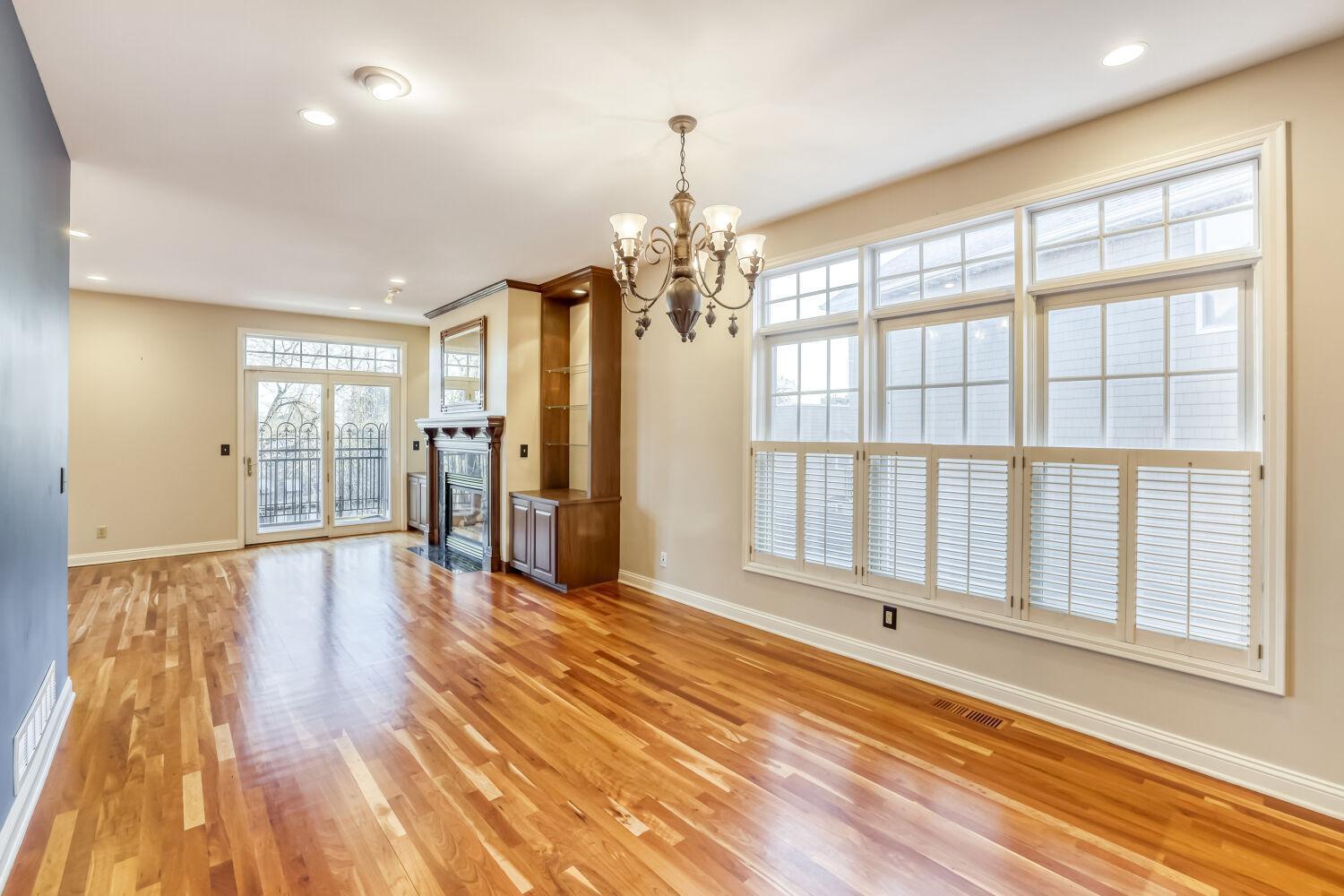 228 Ridgewood Avenue Minneapolis, MN 55403 - Photo 6 of 27