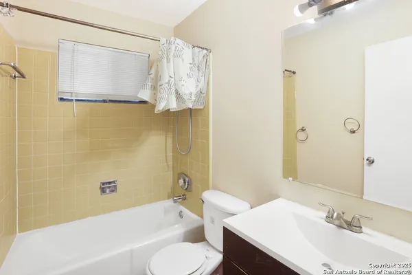 $1,050 | 10922 Wayward Drive, San Antonio, TX 78217