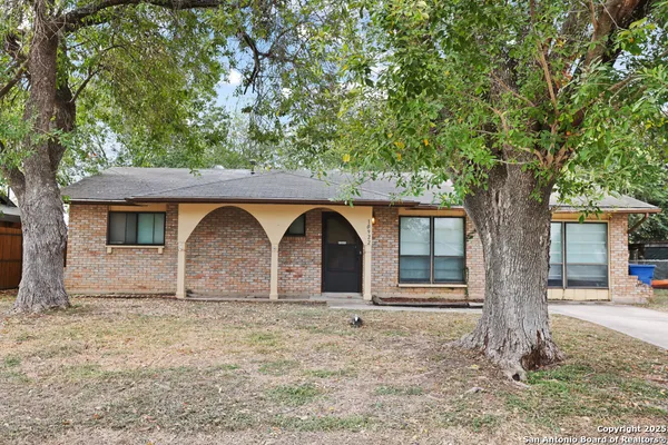 $1,050 | 10922 Wayward Drive, San Antonio, TX 78217