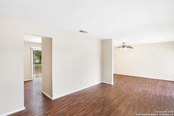 $1,050 | 10922 Wayward Drive, San Antonio, TX 78217