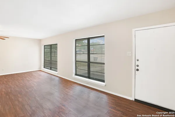$1,050 | 10922 Wayward Drive, San Antonio, TX 78217