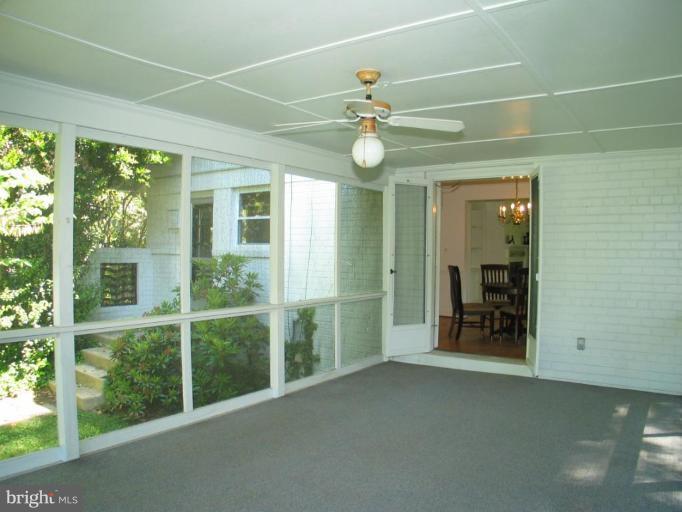 7513 Nevis Road Bethesda, MD 20817 - Photo 8 of 12 Screened-in Porch