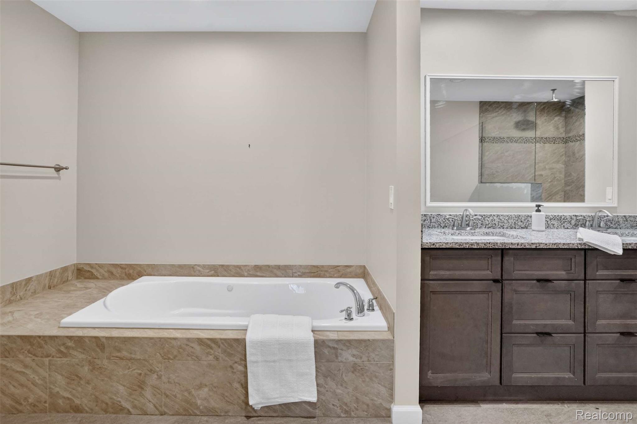 3781 Herd Road Metamora, MI 48455 - Photo 15 of 53 DSC04778 - Copy.jpg