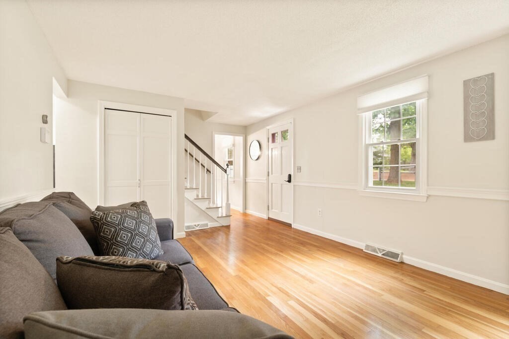 35 Birch Road Westford, MA 01886 - Photo 13 of 32 Gallery Image 13
